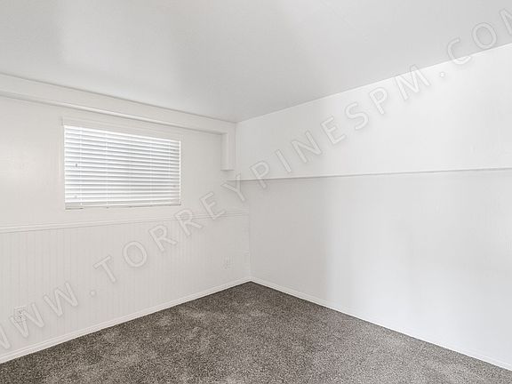 5th image of 2111 Emerald St Unit A