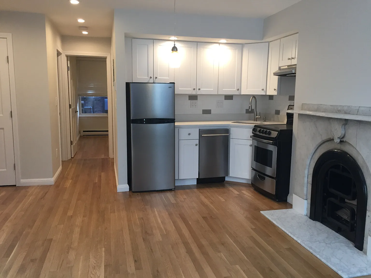 2 bed, 1.0 bath, $3,800 — Photo 1