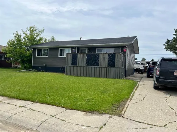 505 NE 5th Ave, Fox Creek, AB T0H 1P0
