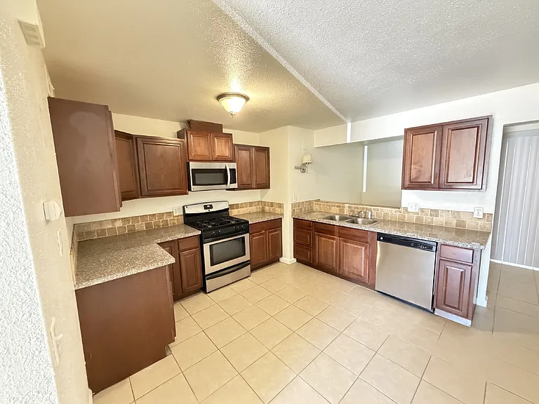 1550 Shaffer Rd — Photo 11