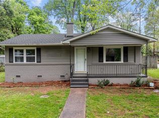 1915 Apex Pl, High Point, NC 27260