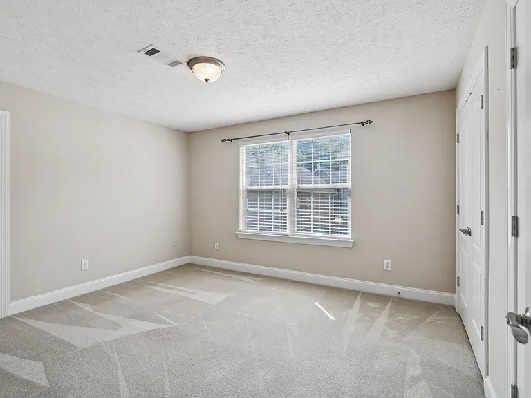 7952 Oakfield Grv — Photo 36