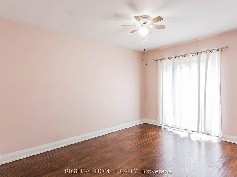30 Northampton Dr — Photo 15