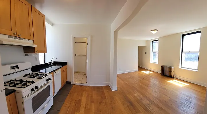 Rented by Corcoran | media 11