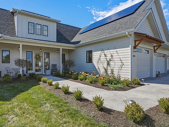 5th image of 2541 McCauley Ln