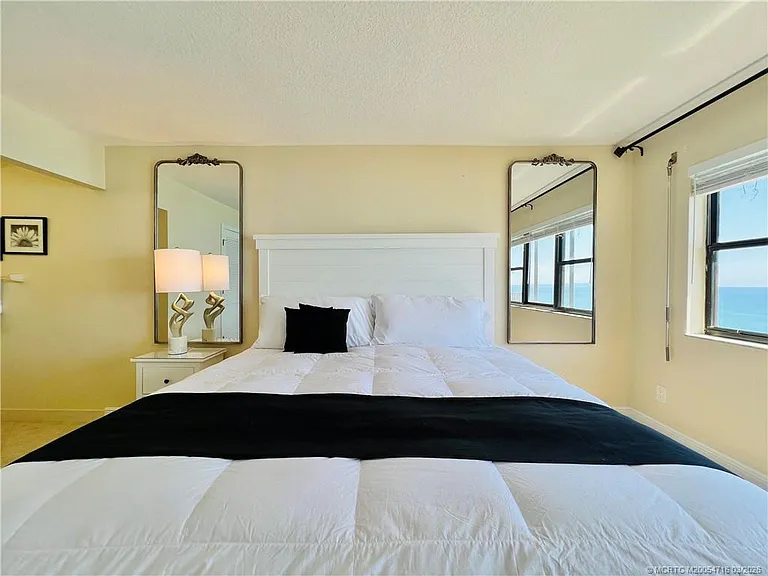 10044 S Ocean Dr #1005 — Photo 42