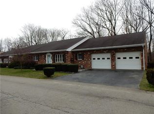 1063 Glade Dr, Kittanning, PA 16201