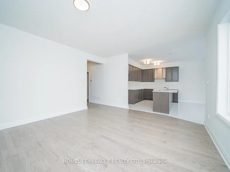 522 Askew Ct — Photo 8