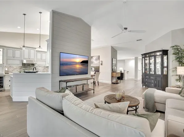 2540 Talon CT #504, NAPLES, FL 34105