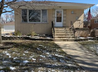 9017 Melvina Ave, Oak Lawn, IL