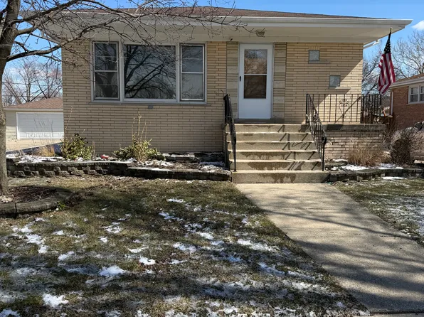 9017 Melvina Ave, Oak Lawn, IL 60453