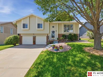 6611 Aspen St, La Vista, NE, 68128