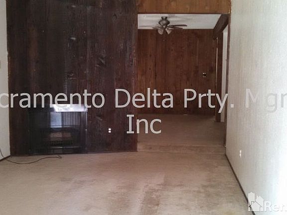 2nd image of 2640 Queenwood Dr
