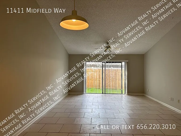 11411 Midfield Way — Photo 6
