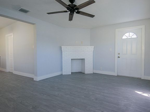 4th image of 410 N E Street