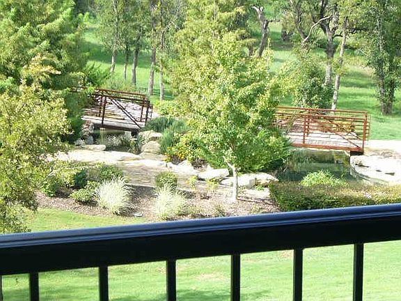 4th image of 2412 Hollow Hill Ln