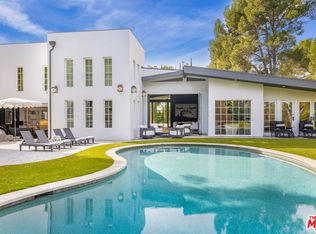1100 Pine Dr, Beverly Hills, CA 90210