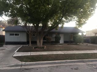 223 W Beechwood Ave, Pinedale, CA 93650