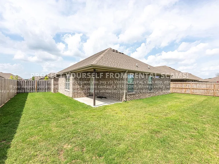 4765 W Wales Dr — Photo 10