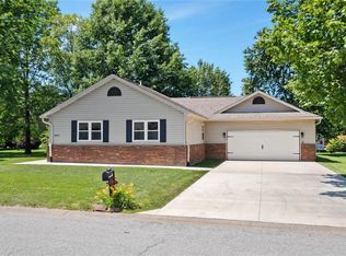 6407 Deerfield Ct, Waterloo, IL