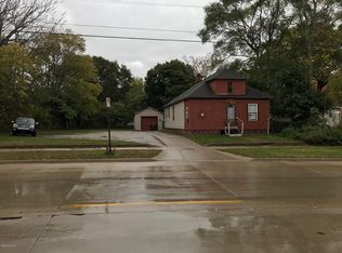 2320 McCracken St, Muskegon, MI 49441
