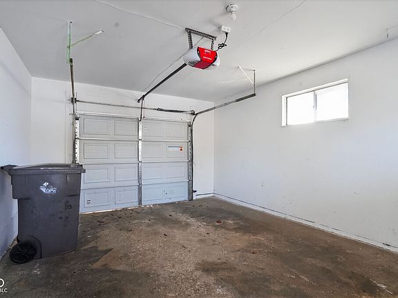 2nd image of 4402 Lesley Ave