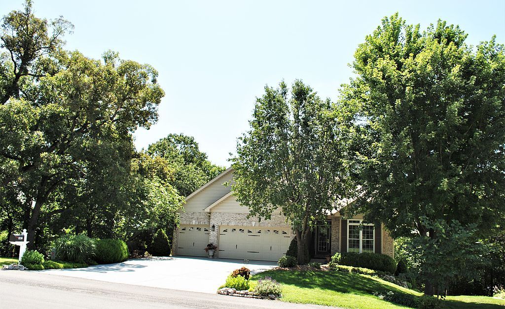 10672 Village Dr W - Property Image