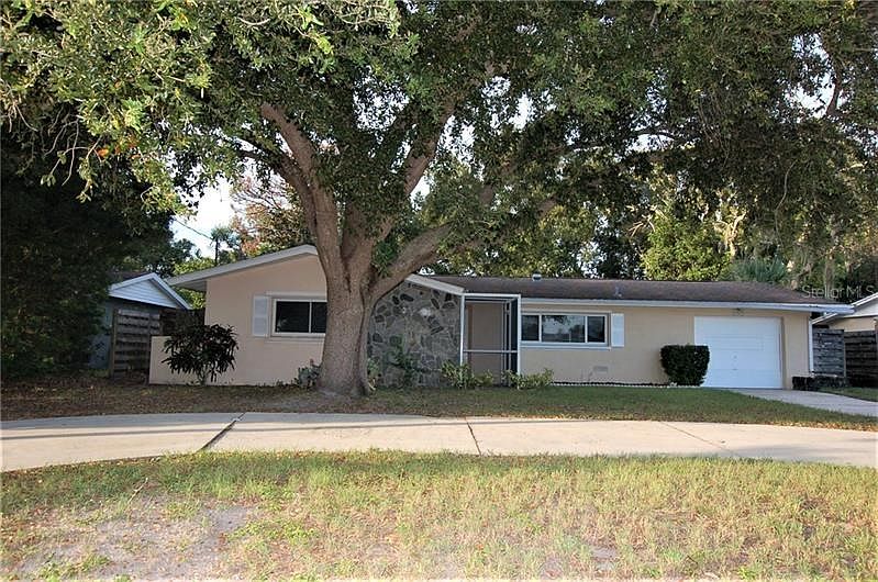 1st image of 3529 Prudence Dr