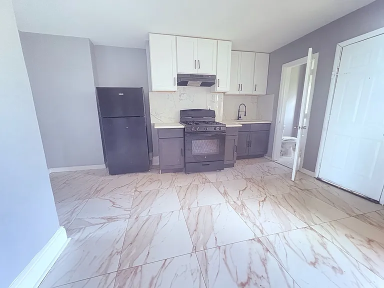 540 River St #1A — Photo 1