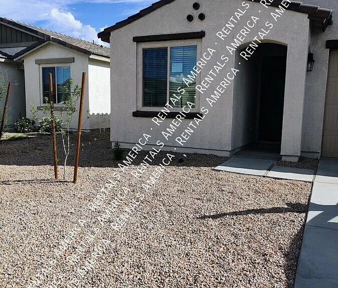36033 W San Clemente Ave — Photo 2