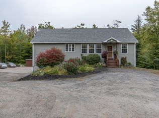 16 Washburn Dr, Turner, ME 04282