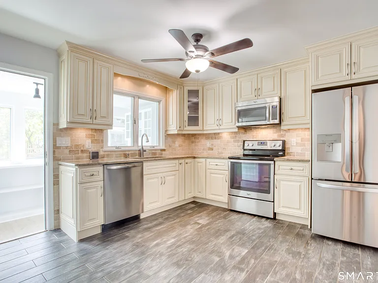 8 Ridge Pl #1 — Photo 8