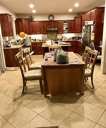 5th image of 45658 Honeysuckle Ct