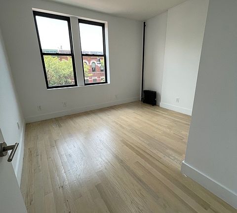 3rd image of 711 Nostrand Ave APT 6