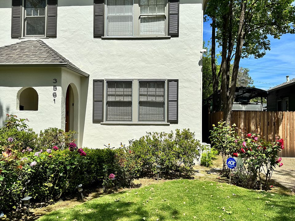 Front of duplex