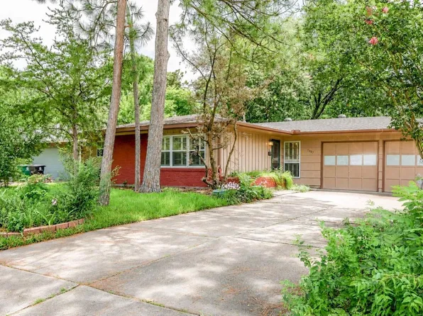 7007 Edgemoor Dr, Houston, TX 77074