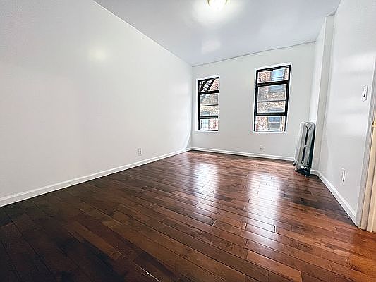2nd image of 37 Payson Ave #9L
