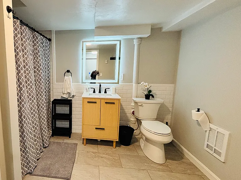 105 Funston Ave #B — Photo 7