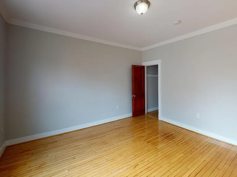 8 Farrington Ave #8A — Photo 21