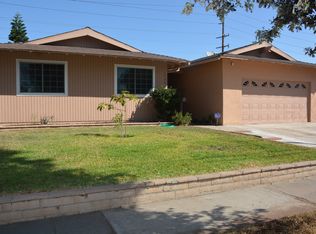 1727 W Flora St, Santa Ana, CA 92704