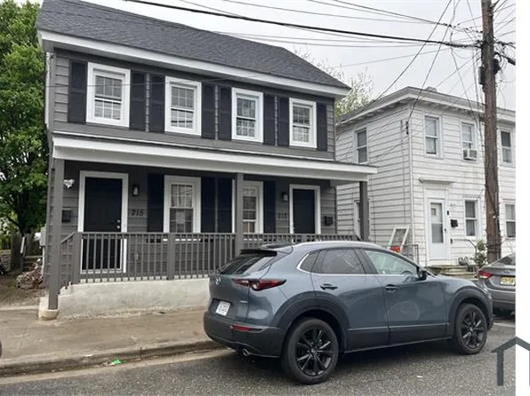 215 Church St, Salem, NJ 08079
