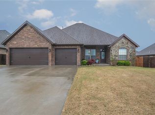 3809 SW Cornerstone Rd, Bentonville, AR 72713