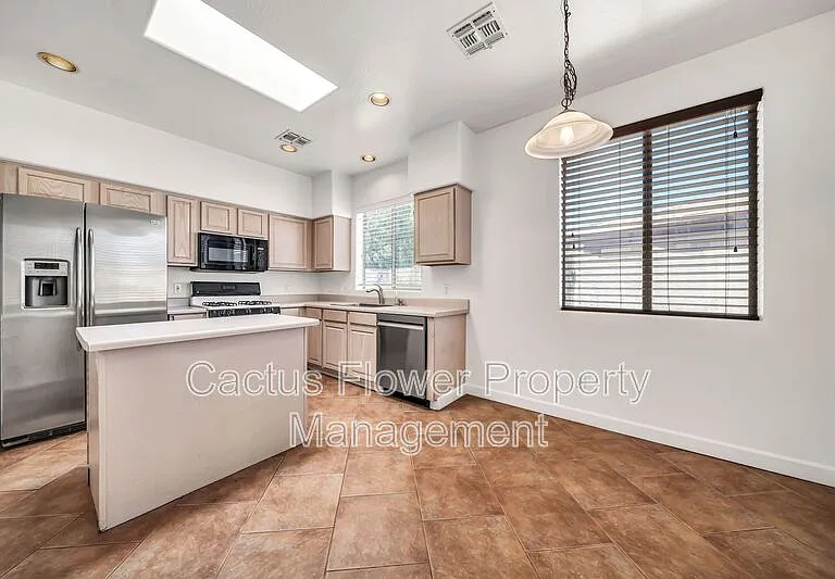 20276 N 64th Ave — Photo 24