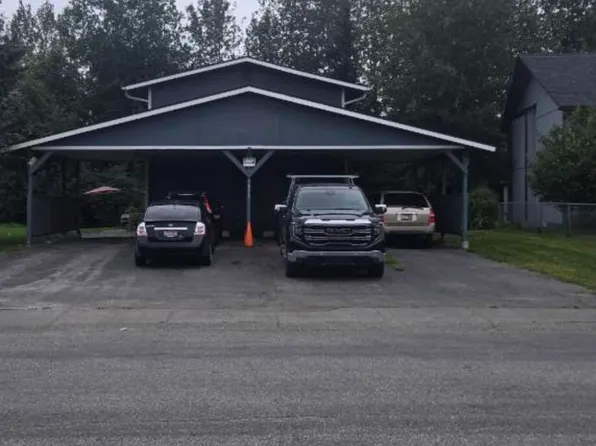 1676 Juneau Dr, Anchorage, AK 99501