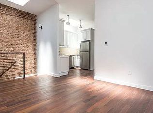 19 Charlotte St #2A, Ridgewood, NY 11385