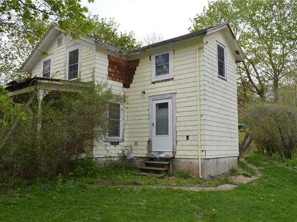 68 Oatka Ave, Mumford, NY 14511