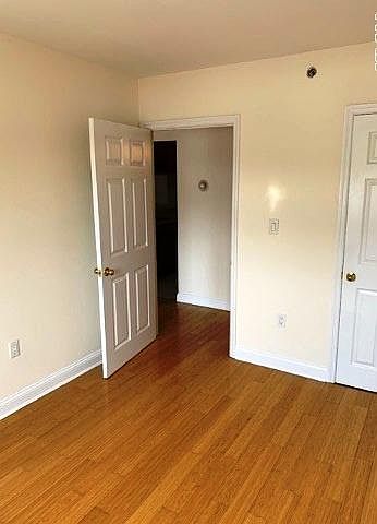 2nd image of 13532 Coolidge Ave #2L