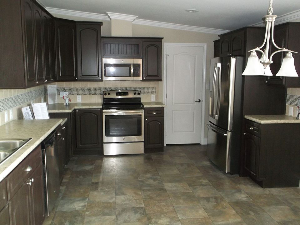 1st image of 155 Woodbridge Ct