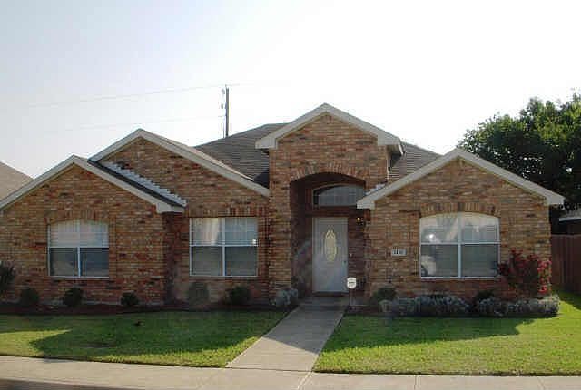 1st image of 1138 Barrymore Ln