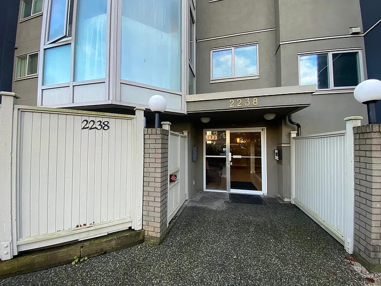 2238 Eton St #310 — Photo 18